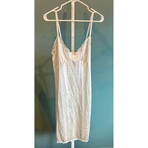 Bali Studio Slip Dress Women 36 White Full Slip Lace Trim Vintage Sheer Soft